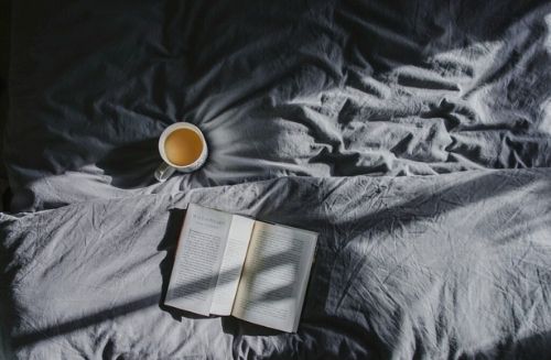 Image of coffee on bed